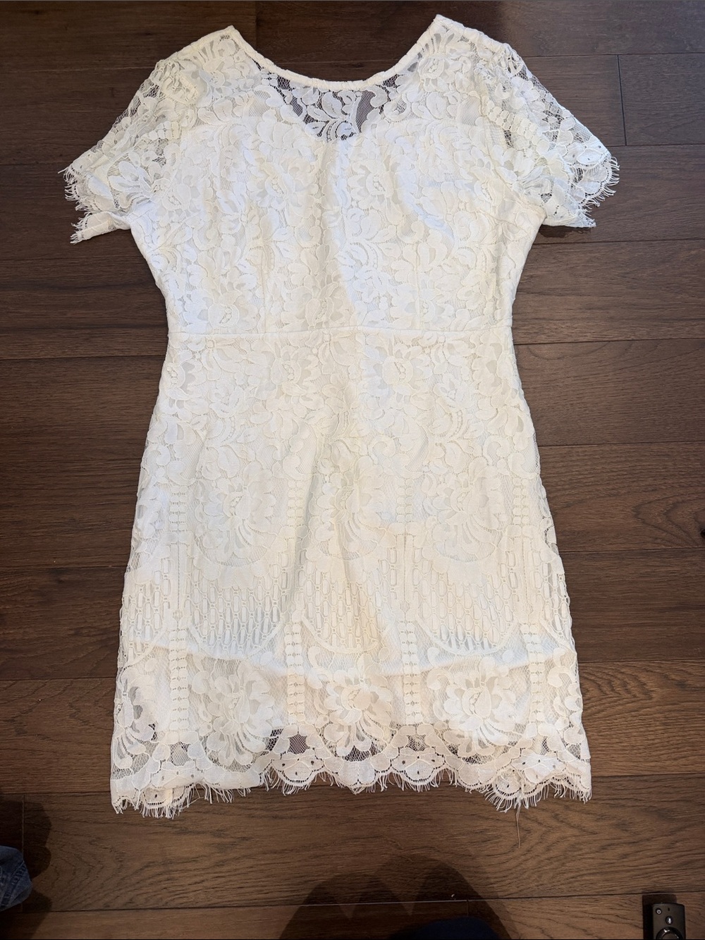 White Lace Short Sleeve Dress - Women's Elegant Evening Dress